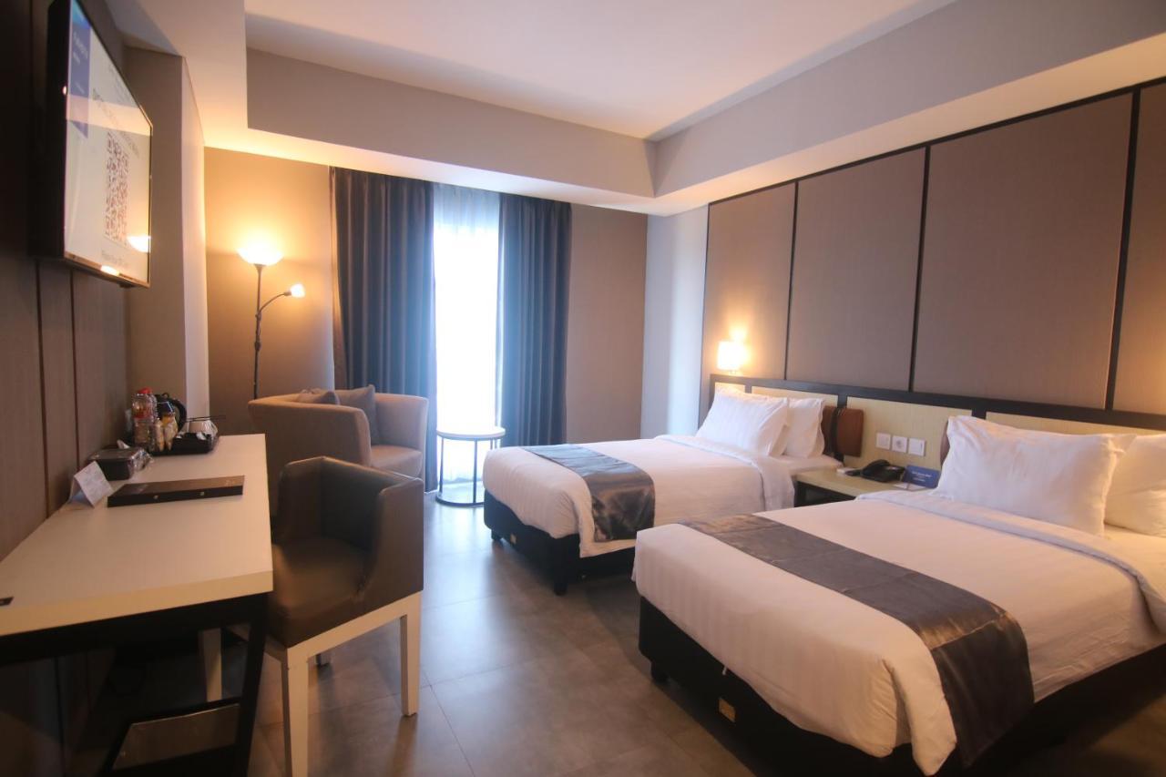 Bess Mansion Hotel Surabaya Wonocolo Exterior photo