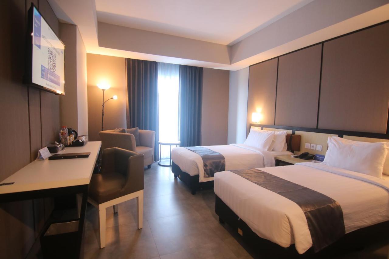 Bess Mansion Hotel Surabaya Wonocolo Exterior photo